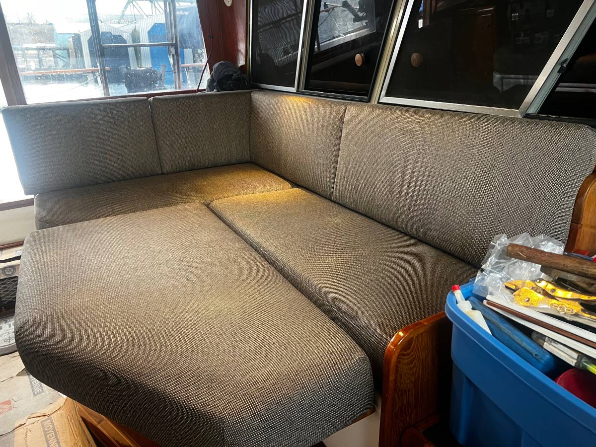 Marine Salon Seating