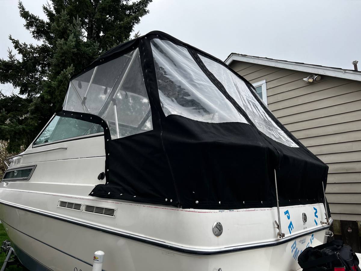 Boat Canvas Enclosure